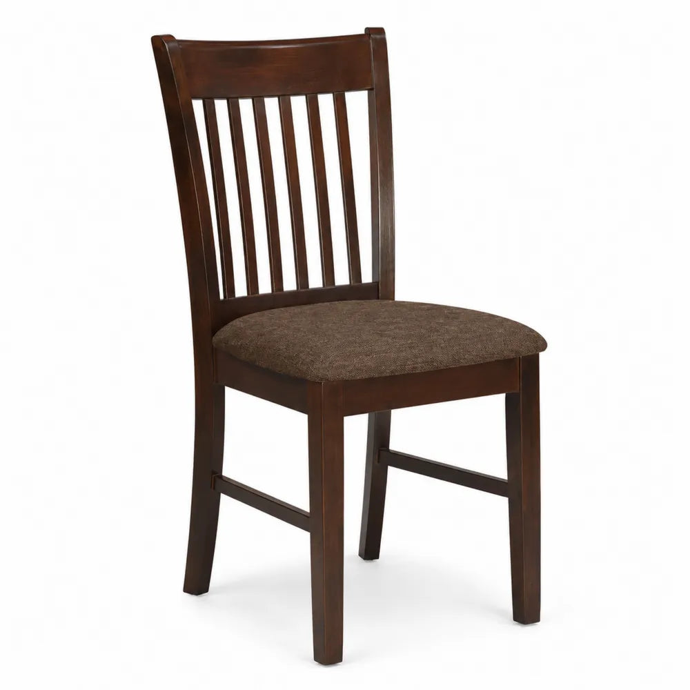 Chaise en bois brun avec assise en tissu synthétique